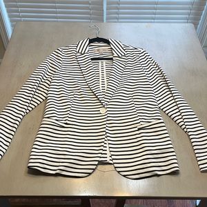 Philosophy womens black and white striped blazer never worn size M stretchy!
